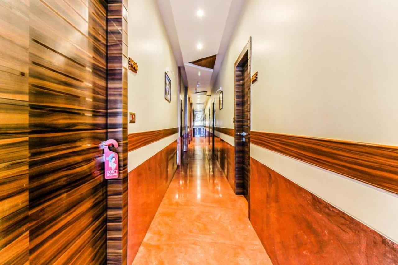 Hotel Guestinn Residency Mumbai Exterior photo