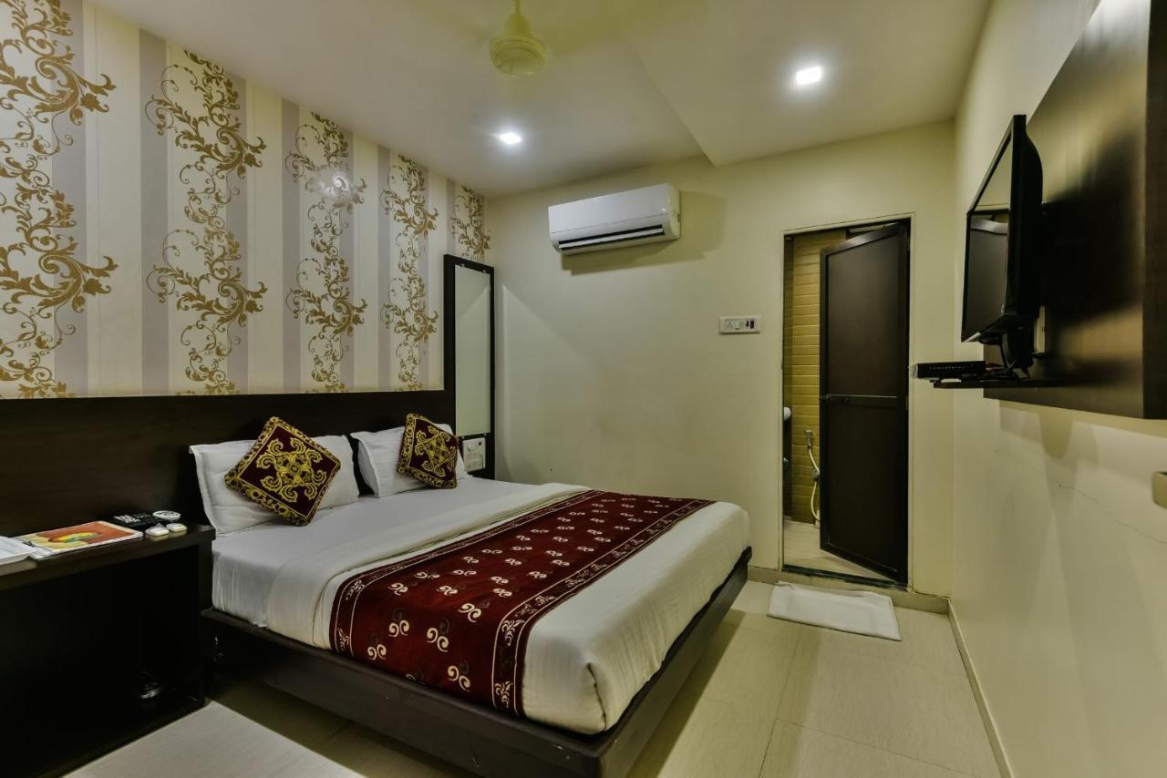 Hotel Guestinn Residency Mumbai Exterior photo